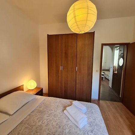 Apartments Dami - 100M From The Sea オレビック エクステリア 写真